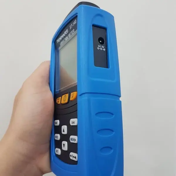 Máy đo độ rung Tenmars ST-140