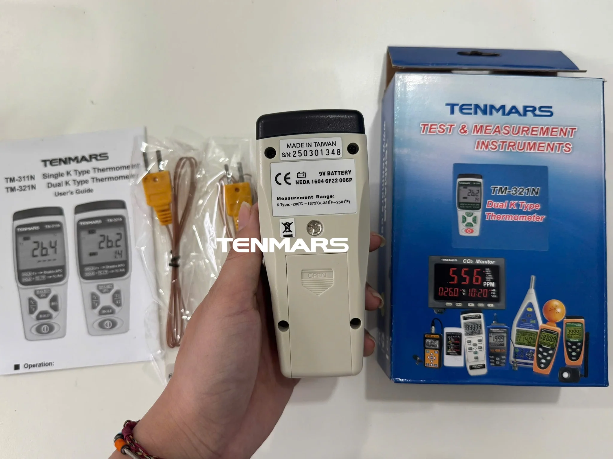 Nhiệt kế 2 kênh Tenmars TM-321N 17 Ảnh mặt sau nhiệt kế 2 kênh Tenmars TM-321N