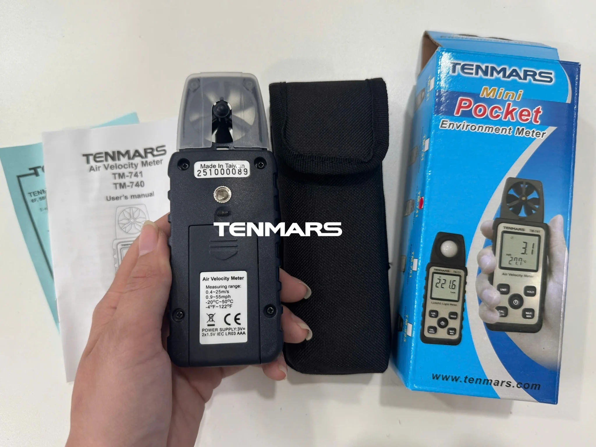 Máy đo gió Tenmars TM-741 11 anh thuc te mat sau may do gio tenmars tm 741
